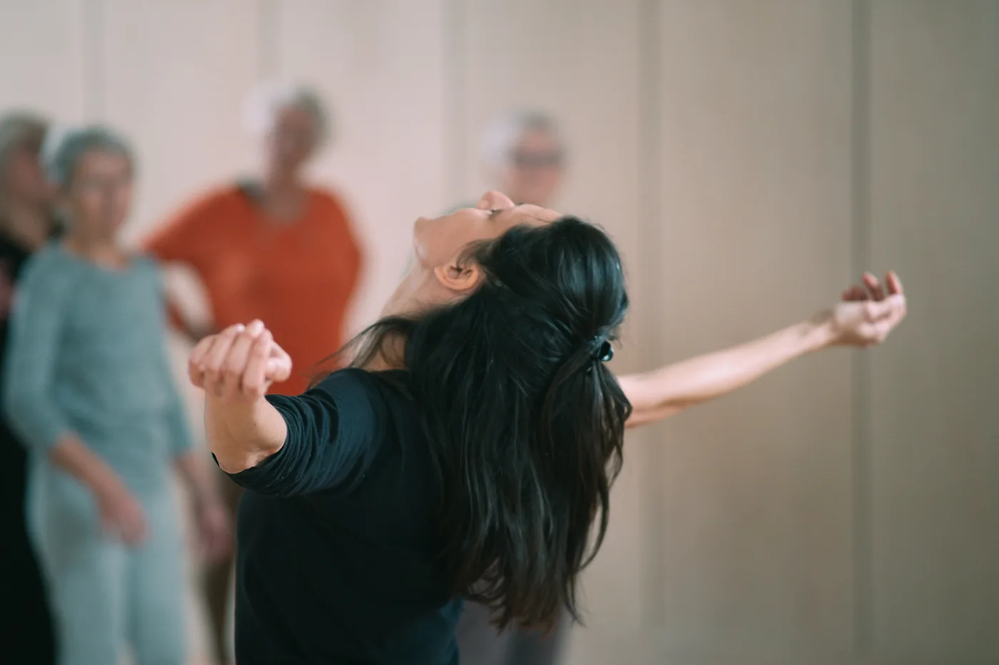 Improvisation corporelle et danse contemporaine à La Bola Clisson